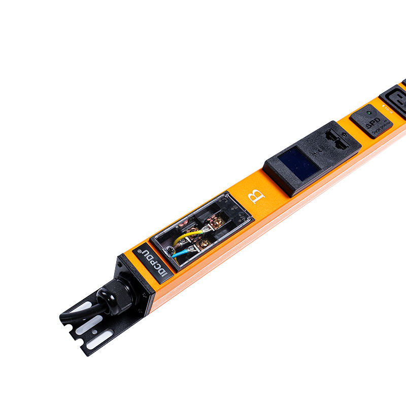 22 saídas IEC C13 IEC C19 1.5U Proteção contra surtos PDU Instalação vertical Hot Swappable RS485 com medição em Rack PDU