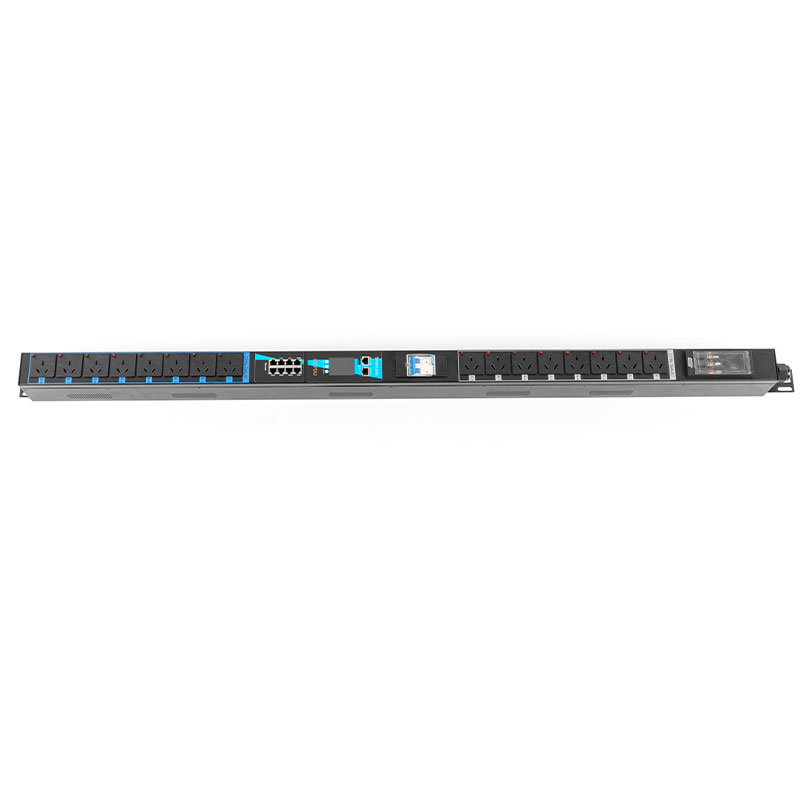 Disjuntor de ar com 16 saídas, sensor TCP/IP vertical eco Smart Rack Pdu